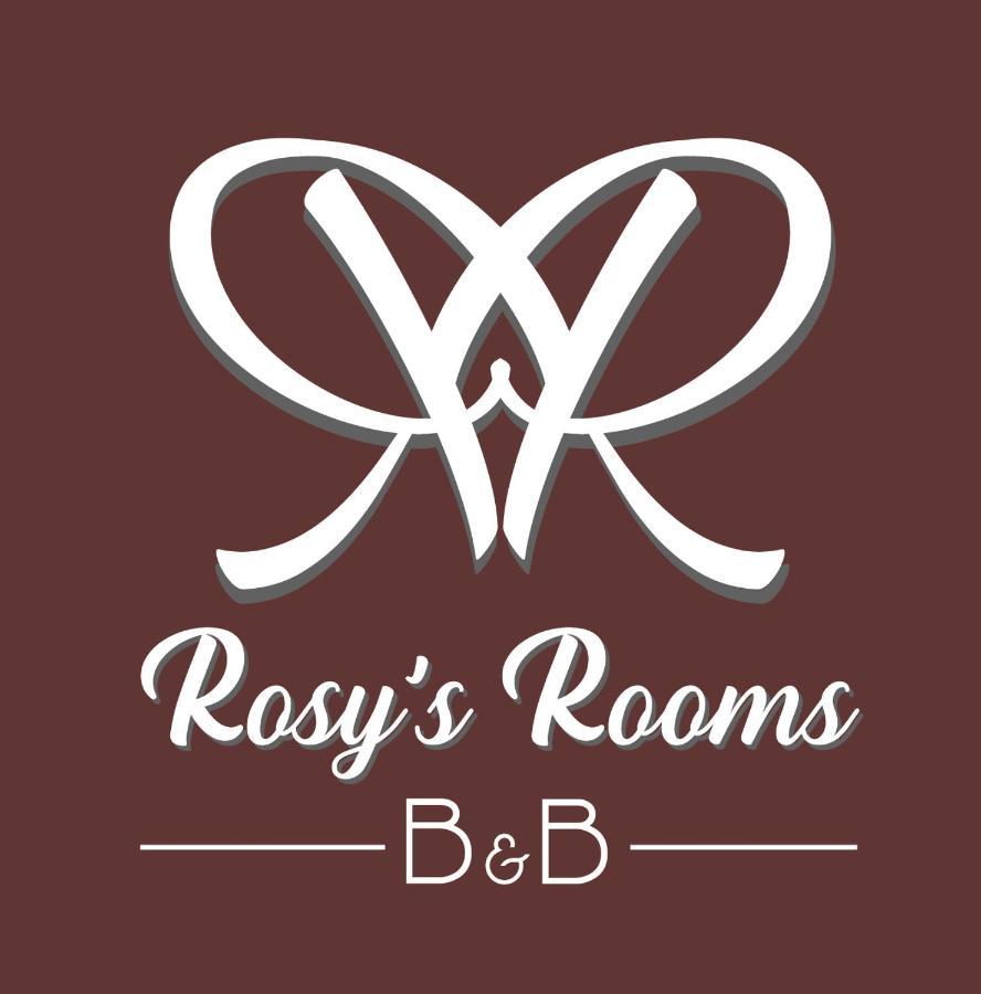 Rosy'S Rooms Patrica Exterior photo